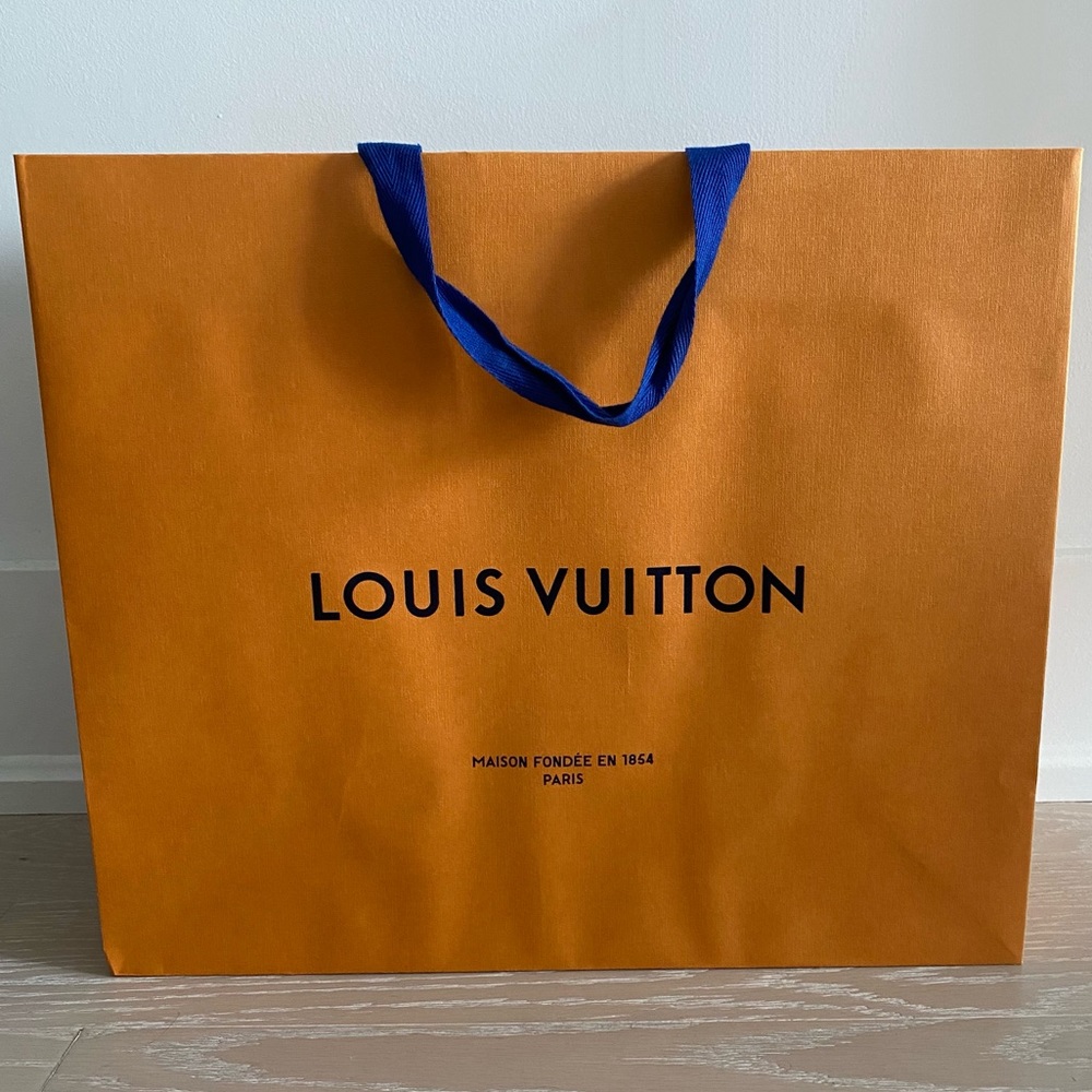 Medium size LV shopping bag